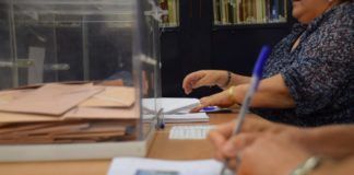 Mesa electoral participación elecciones candidaturas miedo votar Andalucía encuesta urnas curso politico