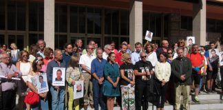 Una concentración por la desparición de Paco Molina en Córdoba, en una imagen de archivo./Foto: LVC