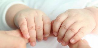 manos bebé redmadre Pozoblanco nacimientos andalucia