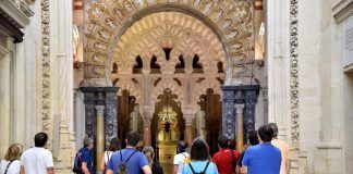 Visitantes en la Mezquita-Catedral./Foto: Cabildo Catedral de Córdoba