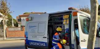 accidente Dos sanitarios durante una atención de una ambulancia./Foto: 112 autobus